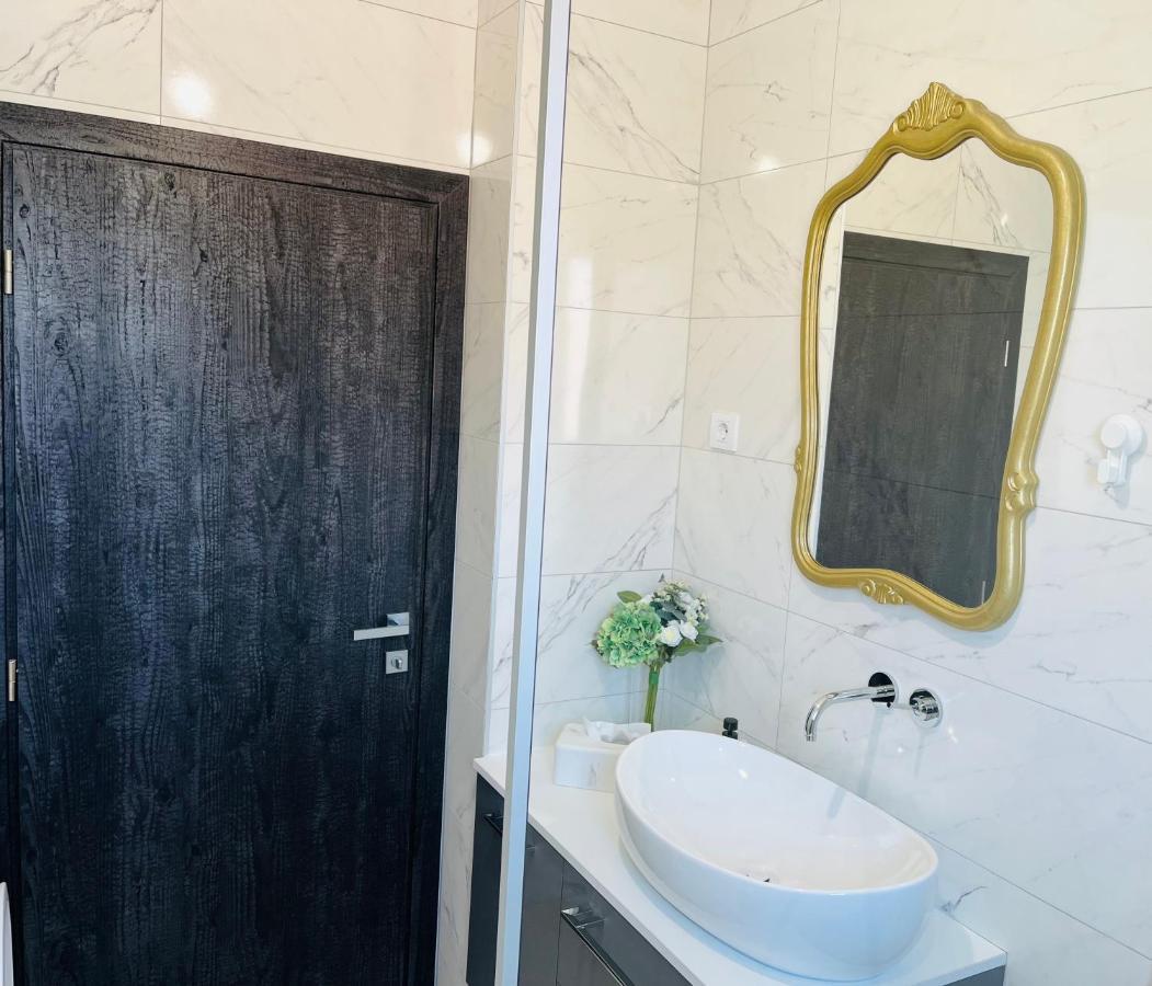 Kia Ora Apartment Trogir Eksteriør billede