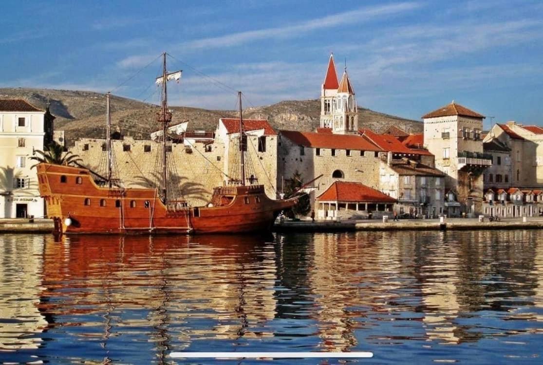 Kia Ora Apartment Trogir Eksteriør billede